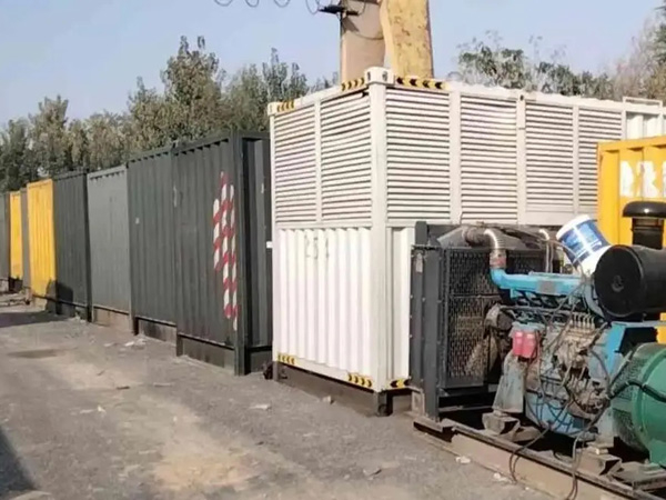 定陶200KW柴油发电机机组每小时油耗是多少？